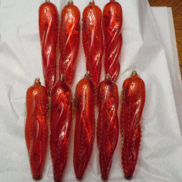 STUNNING RED HANDBLOWN GLASS SNOWDROP ORNAMENTS - Picture 6 of 9